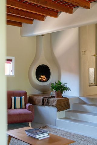 415 Camino Delora, Santa Fe, NM 87505