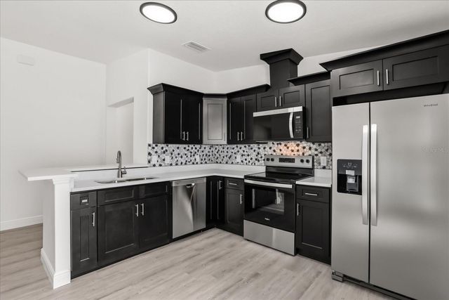 712 BEECHER STREET, Leesburg, FL 34748