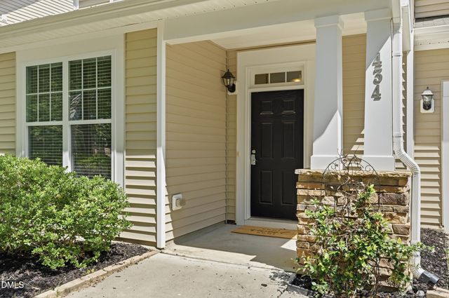 434 Walsenburg Drive, Durham, NC 27712