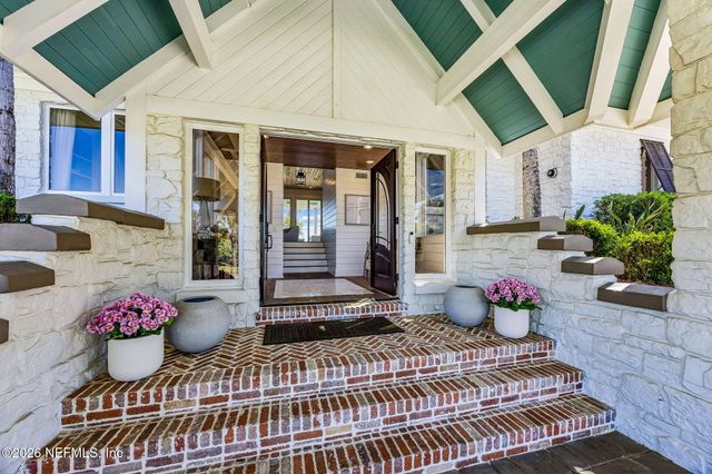 4 OCEAN RIDGE Court, Ponte Vedra Beach, FL 32082