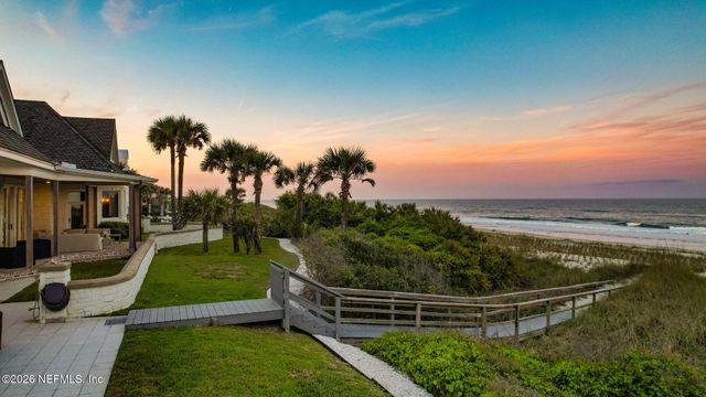 4 OCEAN RIDGE Court, Ponte Vedra Beach, FL 32082