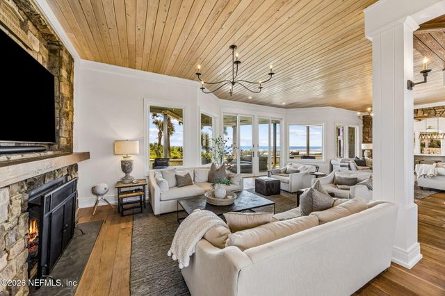 4 OCEAN RIDGE Court, Ponte Vedra Beach, FL 32082