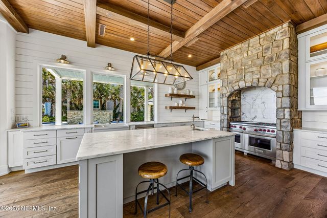 4 OCEAN RIDGE Court, Ponte Vedra Beach, FL 32082