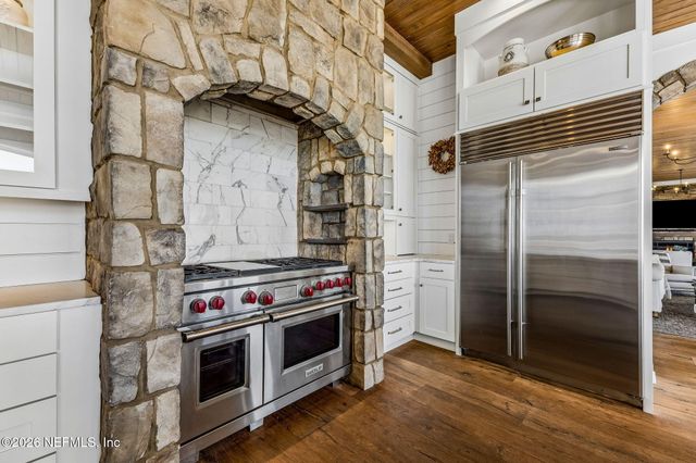 4 OCEAN RIDGE Court, Ponte Vedra Beach, FL 32082