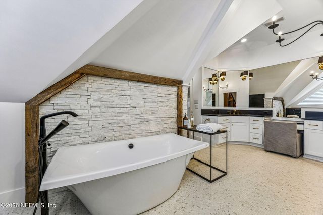 4 OCEAN RIDGE Court, Ponte Vedra Beach, FL 32082