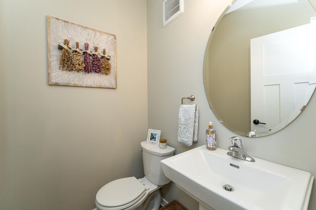 5205 Harvest Square Place NW, Rochester, MN 55901