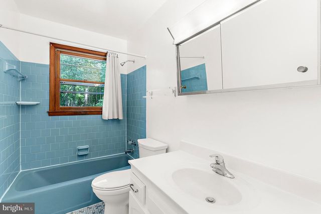 130 CIRCLE RD, Pasadena, MD 21122