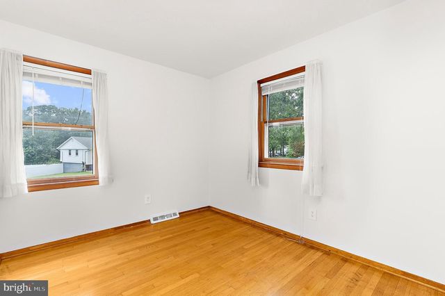 130 CIRCLE RD, Pasadena, MD 21122