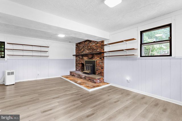 130 CIRCLE RD, Pasadena, MD 21122