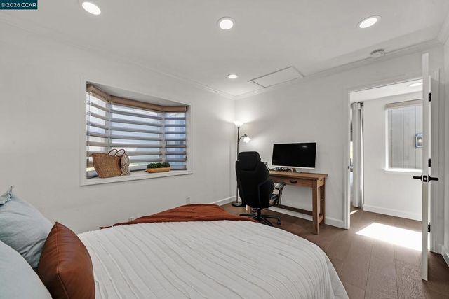 692 Silver Lake Dr, Danville, CA 94526