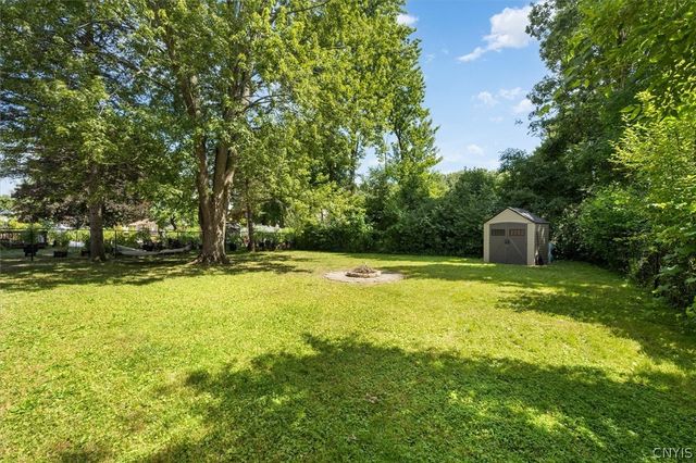 319 Rita Drive, Clay, NY 13212