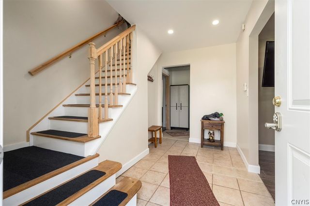 319 Rita Drive, Clay, NY 13212