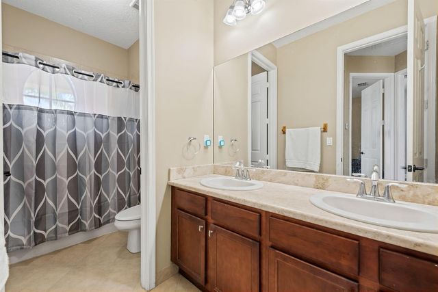 8417 NW 38th Street, Cooper City, FL 33024