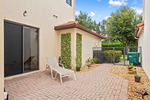 8417 NW 38th Street, Cooper City, FL 33024