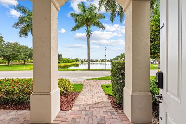 8417 NW 38th Street, Cooper City, FL 33024