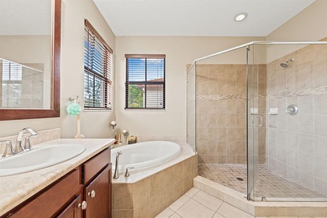 8417 NW 38th Street, Cooper City, FL 33024