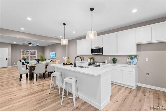 204 W State Street, O'fallon, IL 62269