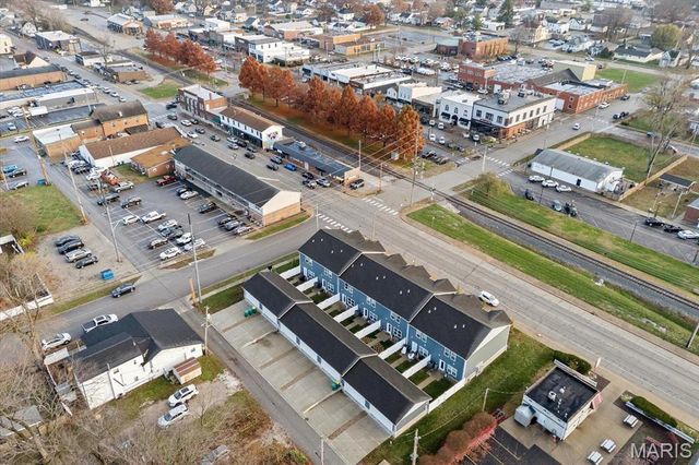 204 W State Street, O'fallon, IL 62269