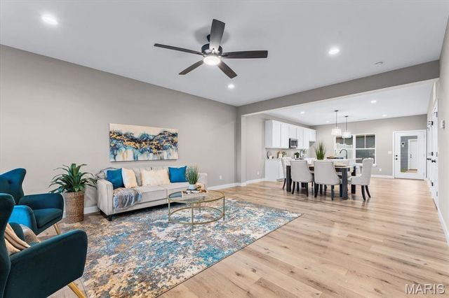 204 W State Street, O'fallon, IL 62269