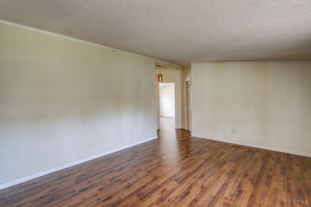 1727 Richmond Highway, Spout Spring, VA 24593