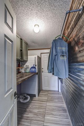 1727 Richmond Highway, Spout Spring, VA 24593