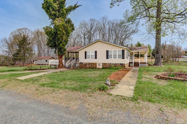 1727 Richmond Highway, Spout Spring, VA 24593