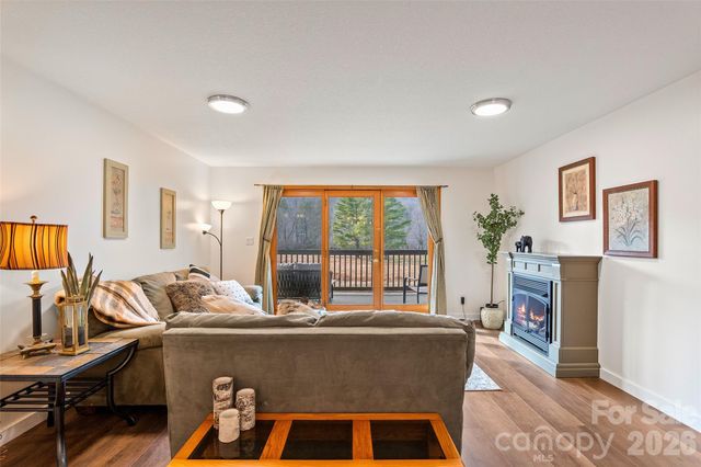 11014 NC 80 Highway S 2B, Burnsville, NC 28714