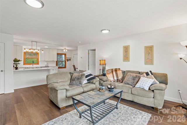 11014 NC 80 Highway S 2B, Burnsville, NC 28714