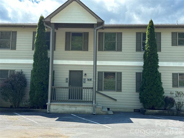 11014 NC 80 Highway S 2B, Burnsville, NC 28714