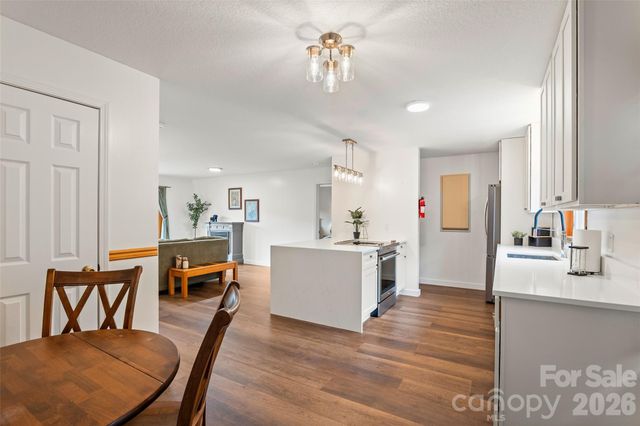 11014 NC 80 Highway S 2B, Burnsville, NC 28714