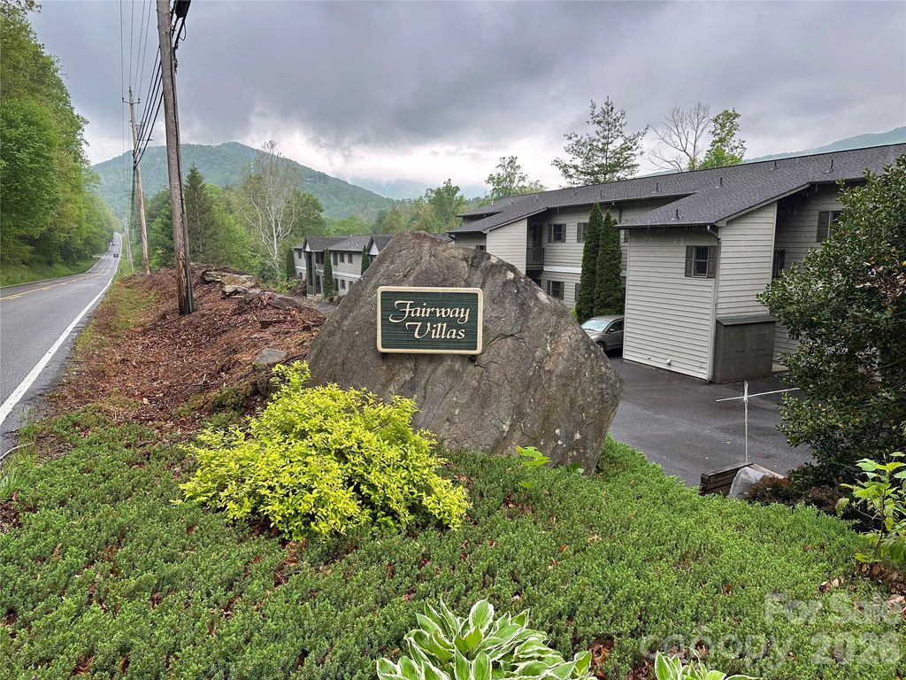 11014 NC 80 Highway S 2B, Burnsville, NC 28714