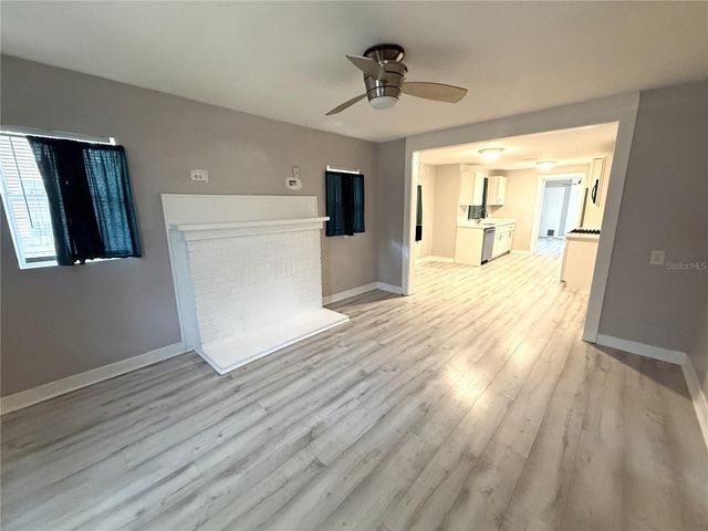 2221 23RD AVENUE S, St Petersburg, FL 33712