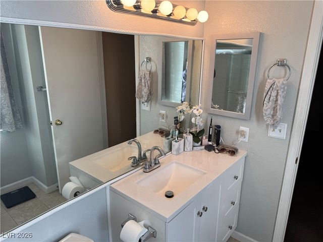 2200 Highpointe Drive 202, Laughlin, NV 89029