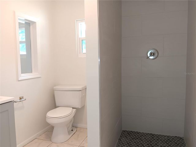 7980 52ND STREET N, Pinellas Park, FL 33781