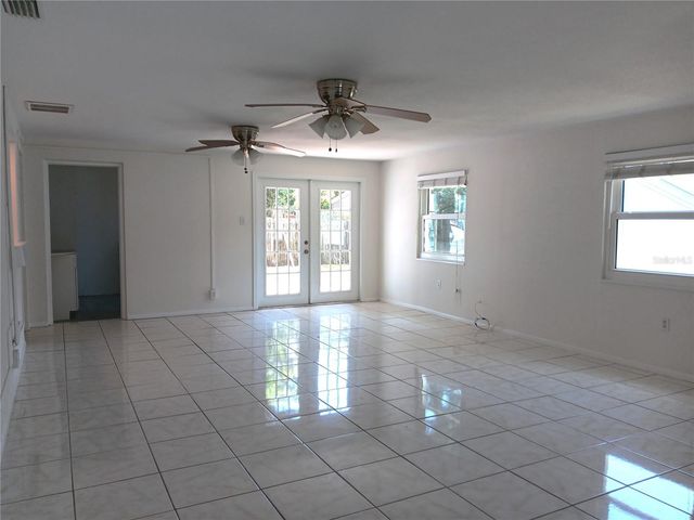 7980 52ND STREET N, Pinellas Park, FL 33781