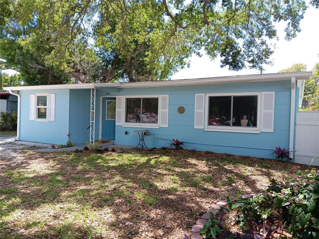 7980 52ND STREET N, Pinellas Park, FL 33781