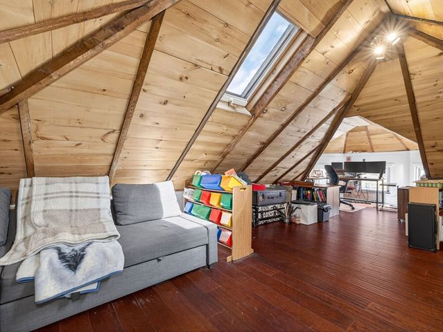 320 Washington St, Winchester, MA 01890