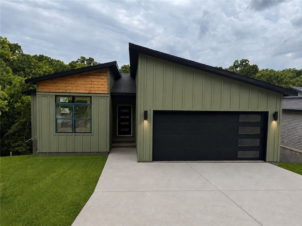 5 Fields Circle, Bella Vista, AR 72715