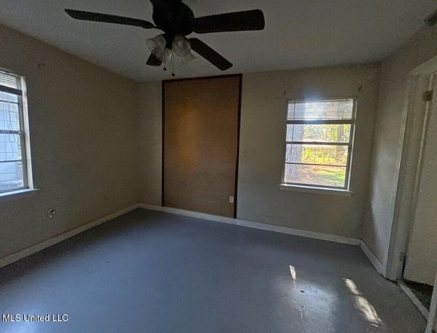 1237 Springdale Drive, Jackson, MS 39211