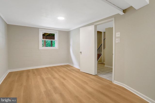 6434 CARRIAGE DR, Alexandria, VA 22310