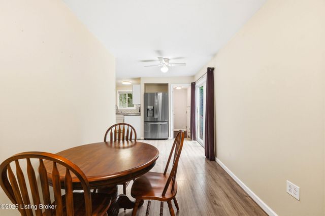 5404 Bruce Ave, Louisville, KY 40214