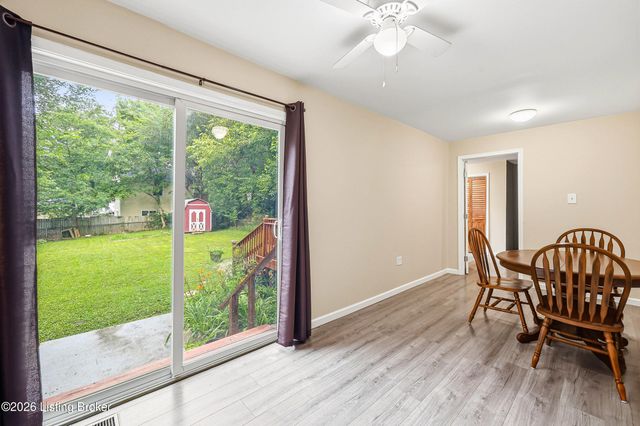 5404 Bruce Ave, Louisville, KY 40214