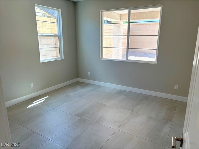 195 Viento Sky Street, Henderson, NV 89012