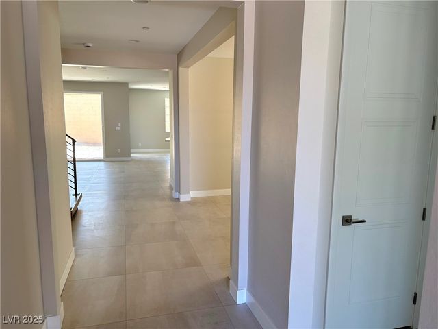 195 Viento Sky Street, Henderson, NV 89012