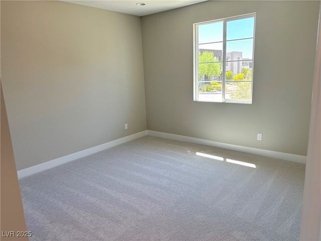 195 Viento Sky Street, Henderson, NV 89012