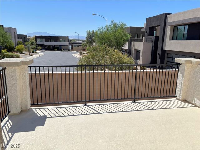 195 Viento Sky Street, Henderson, NV 89012