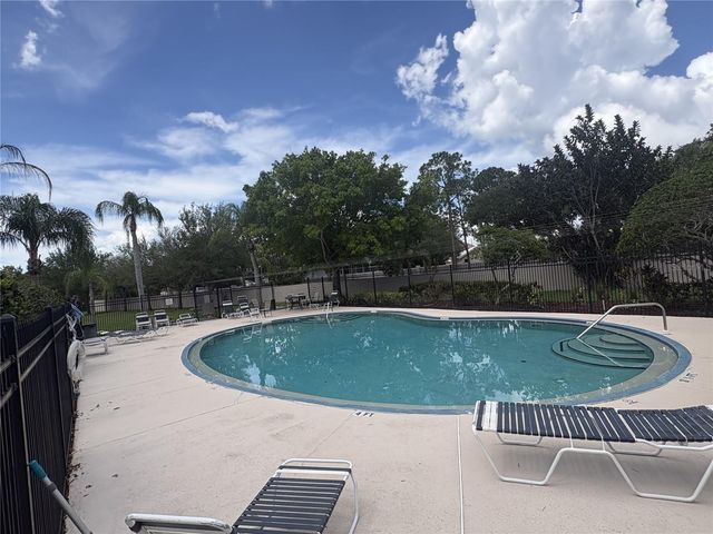 6367 BAYSIDE KEY DRIVE, Tampa, FL 33615