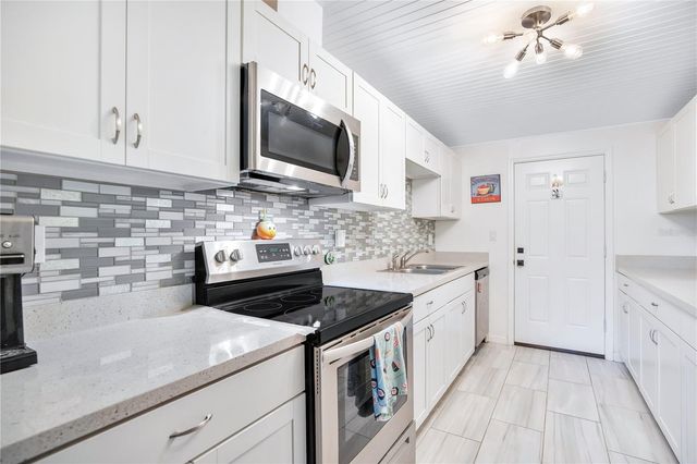 2529 EL PORTAL AVENUE, Sanford, FL 32773