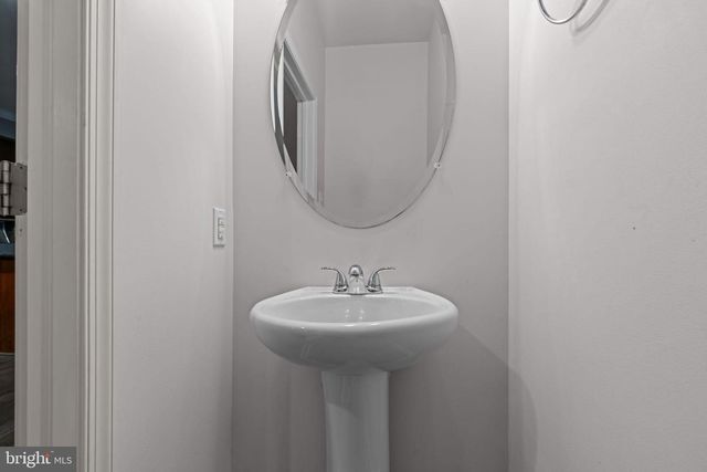 102 CARTERS MILL RD, Feasterville Trevose, PA 19053