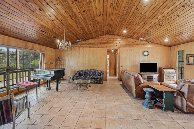 1814 A Road, Loxahatchee Groves, FL 33470
